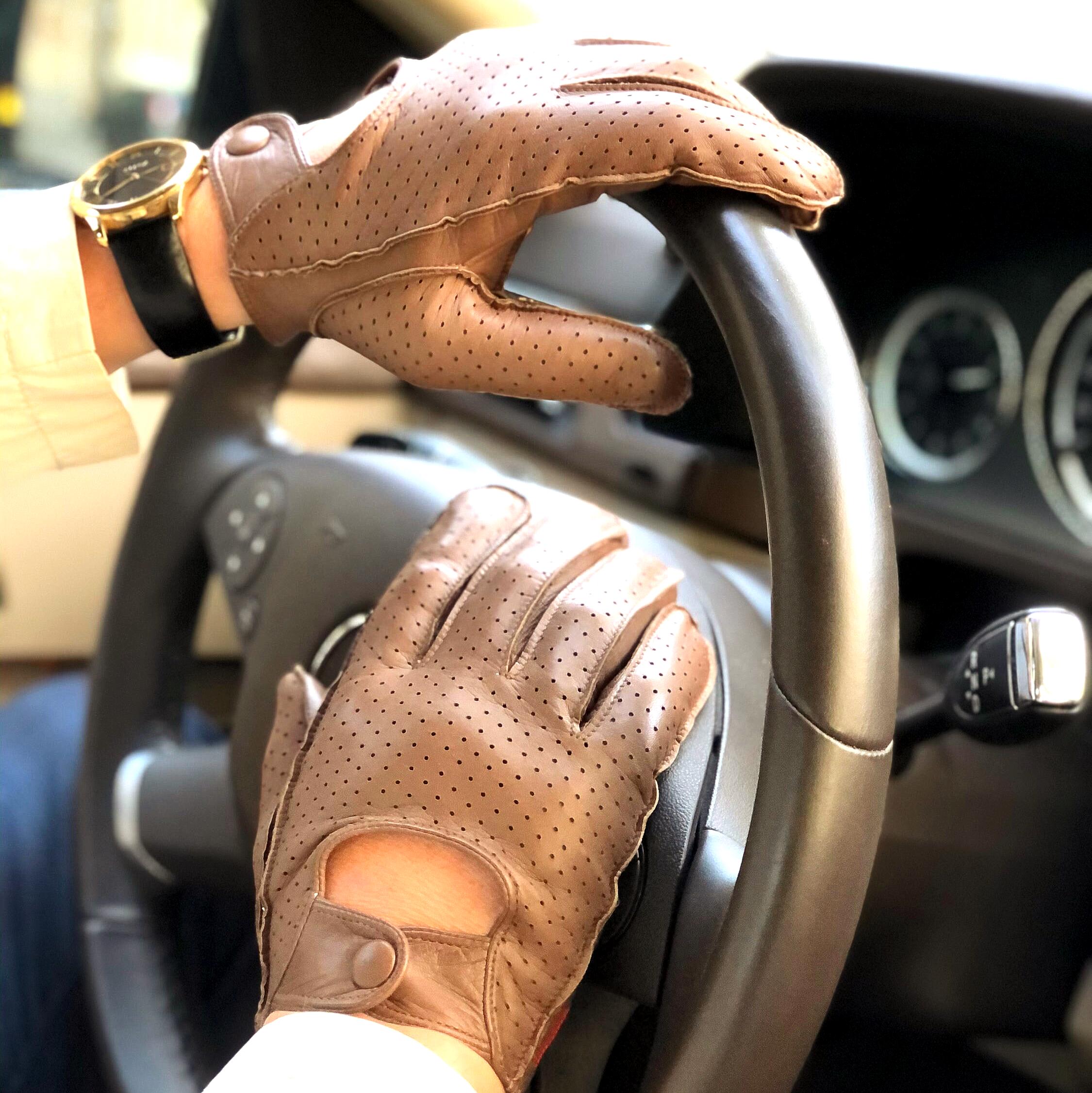 Men's Driving Gloves Camel Leather Italian NAPPA Breathability Style Gift ideas for him Fashion Car Accessories Touchscreen Handcrafted