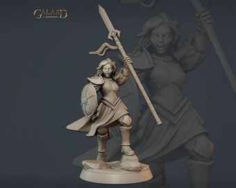 Female Vanguard Miniature | Tabletop RPG Miniature | Galaad Miniatures | Roleplaying 3D Printed Fantasy Mini