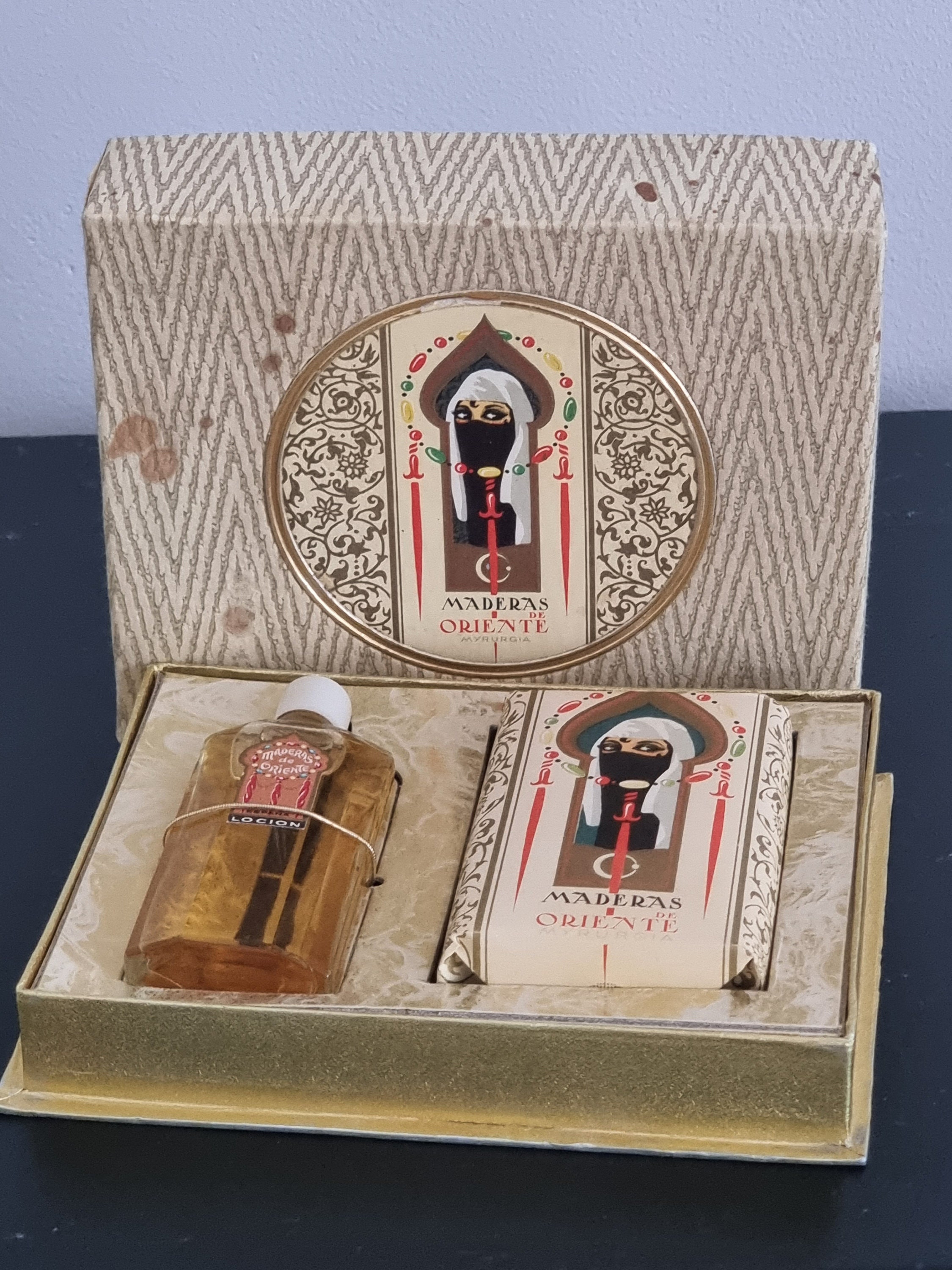 maderas de oriente perfume tocador myrurgia esp - Buy Antique perfume  miniatures and bottles on todocoleccion