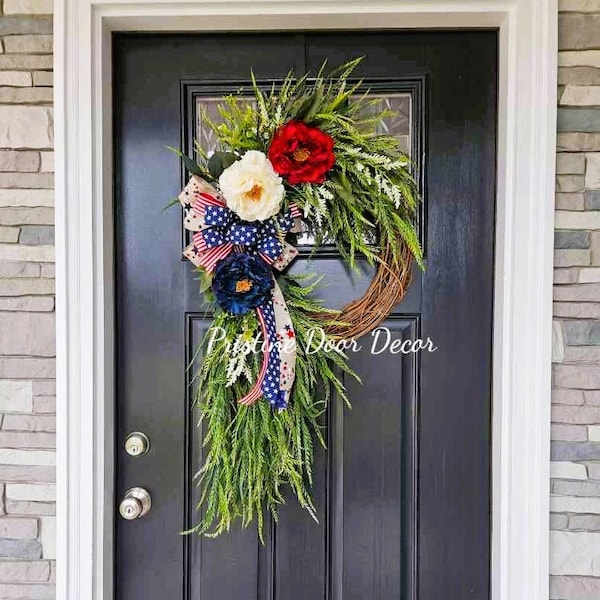 Patriotic Wreath, 4th of July Wreath, Red White and Blue Wreath, Welcome Wreath, Wreath for Front Door, Summer Wreath, Everyday Wreath