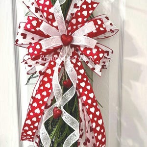 Valentine’s Day Wreath Bow, Valentine’s Decoration, Door hanger bow, Valentine’s Day lantern bow, Love hearts Valentine’s Day Bow