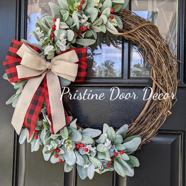 Christmas Wreaths / Christmas Wreaths for front door / Farmhouse Christmas Wreath / Wreaths / Holiday Wreaths / Winter Wreaths