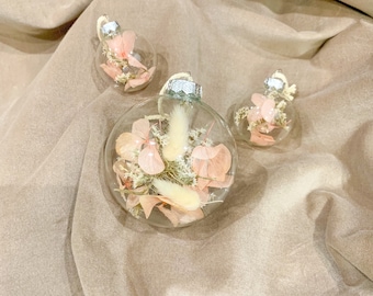 Christmas balls made of dried pink hydrangea flowers / Christmas gifts / Christmas balls / Christmas decoration