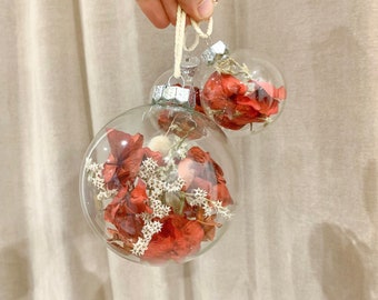 Christmas balls made of dried red hydrangea flowers/Christmas gifts/Christmas balls/Christmas decoration