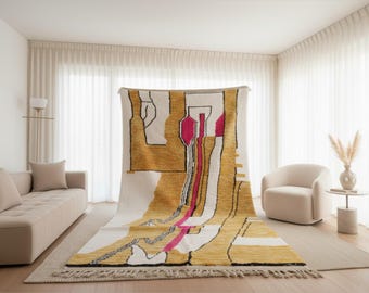 Alfombra bereber abstracta marroquí: bohemia, tejida a mano en mostaza, marfil y rosa. Decoración artística moderna para el hogar.