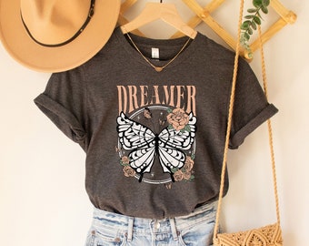 Dreamer Butterfly Shirt, Cute Shirt for Women, Vintage Shirt for Her, Butterfly Shirt, Girl Friends, Beach shirt, Boho Shirt, Shirt for Mom