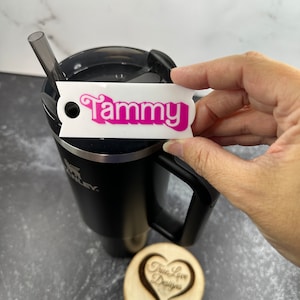 Gepersonaliseerde dekseltopper, bekernaamplaatje 30 of 40 oz, naamtopper, gepersonaliseerde bekerdecoratie, bekeraccessoire beker