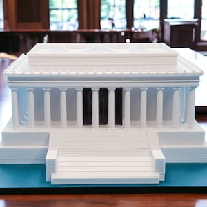 Lincoln Memorial Replica