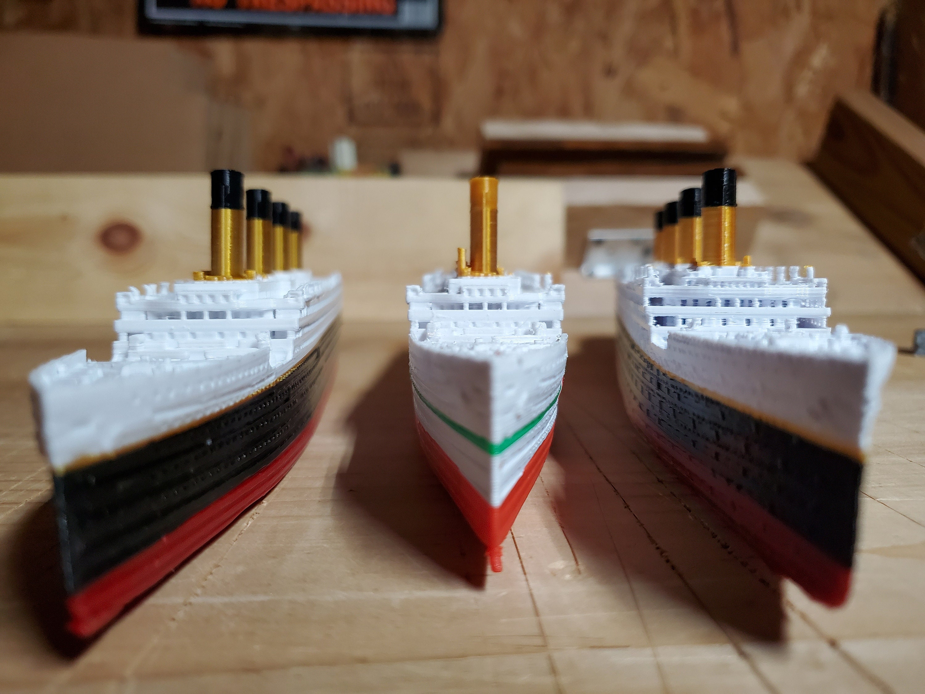 Shop Special 3 Model Ships: RMS Titanic HMHS Britannic RMS | Etsy Rms Britannic Model