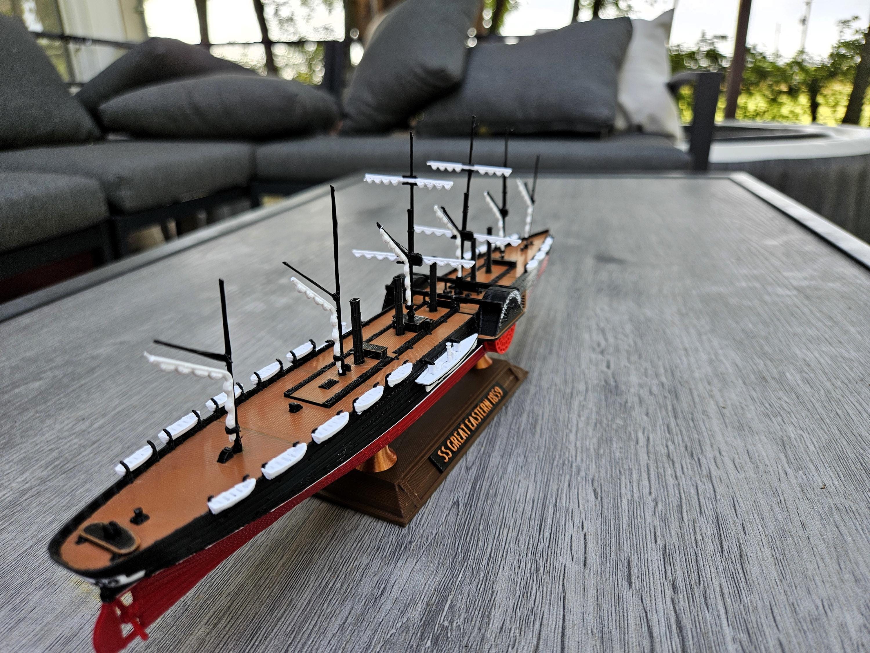 SSグレート・イースタンモデル：歴史的に正確な12インチの蒸気船
