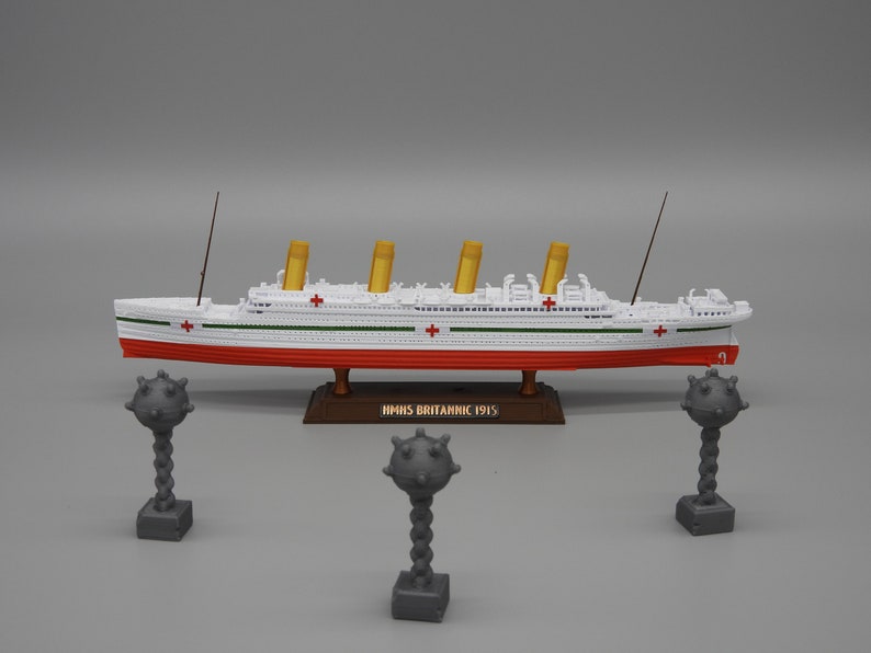 HMHS Britannic Model 2019 Design by TheRoller3d, 1 Foot in Length Model w/Stand&Mines