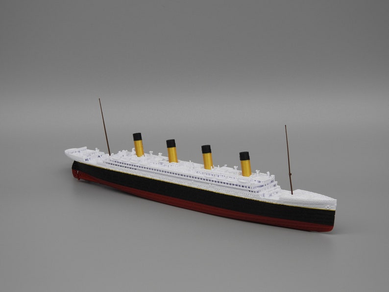 RMS Olympic Model Ship A Historical Marvel