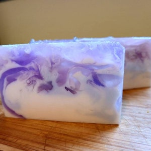 Lavender Goat Milk Swirl Soap Bar - All Natural - Relaxing - Moisturizing - Gentle On Your Skin