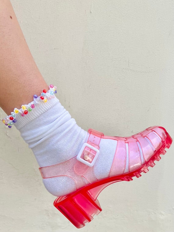 Beaded Socks Crochet Pattern | easy crochet project, beginner friendly crochet pattern, beaded accessories