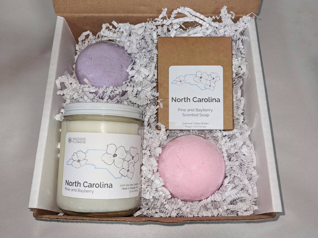 North Carolina Candle, Mother's Day Gift Box, Candle Bath Bomb Set