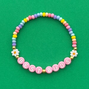 Best Buds Daisy Beaded Bracelet