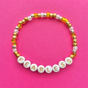 Taylor Swift Fearless pärlarmband