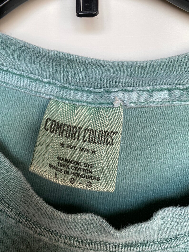 Vintage comfort color / the good life / Lap dip peeking cove | Etsy