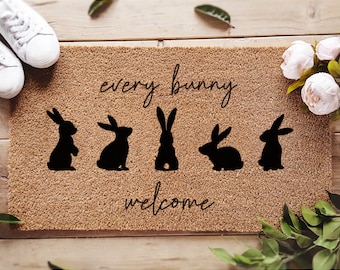 Vrolijke paasdeurmat, welkom lente met ingang met konijnenthema, Every Bunny Welcome, paasdeurmat, lentedecor