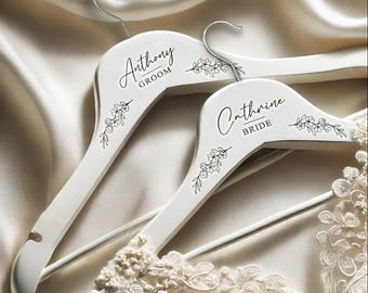 Personalized Wedding Hangers - Personalized Wedding Hangers - Wedding Hanger - Wooden Engraved Hanger - Bridal Dress Hanger