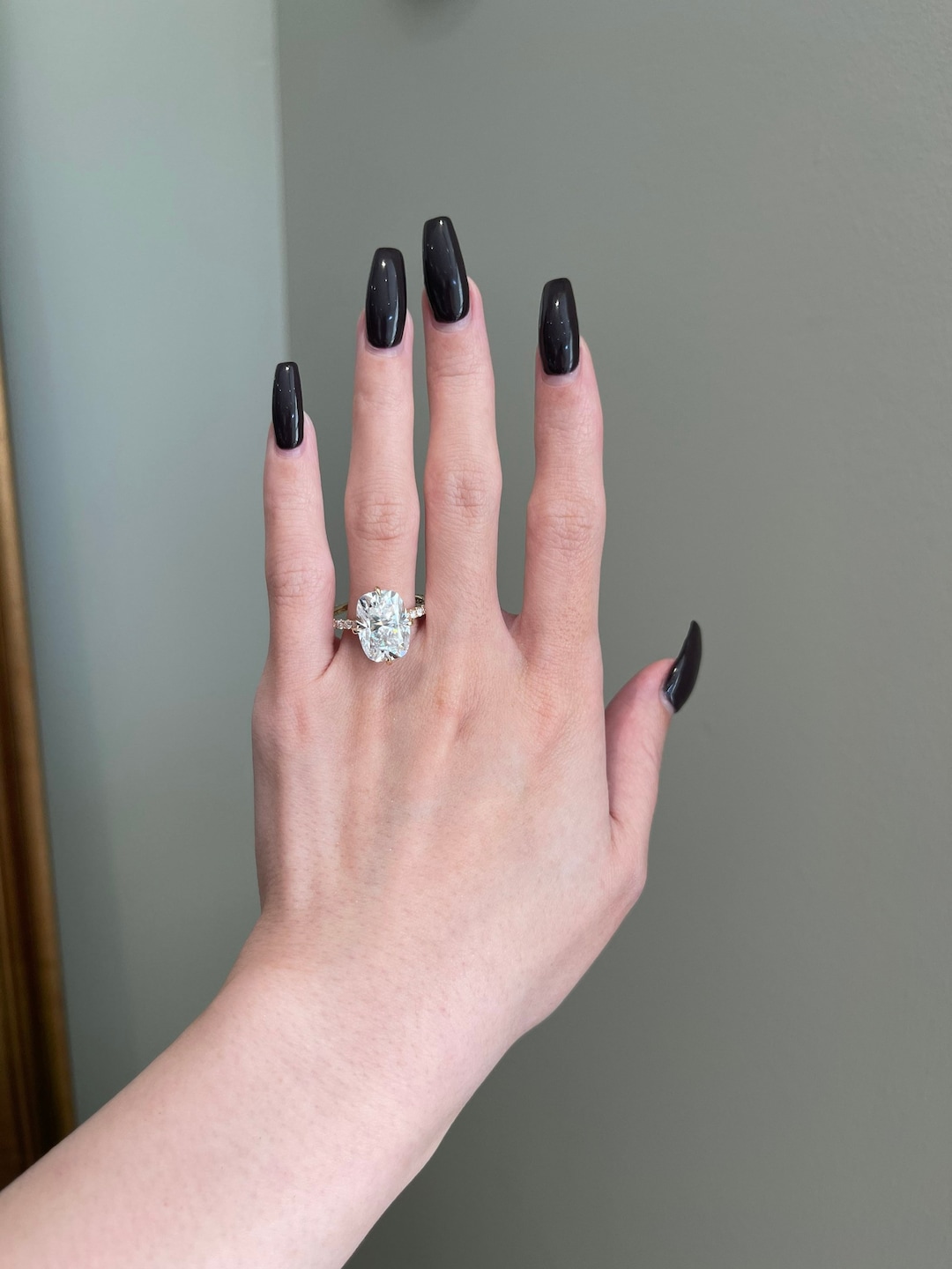 Buy Carat Brilliant Elongated Cushion Moissanite 4-prong Hidden Halo Pavé  Engagement Ring Online in India