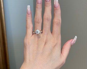 1.75 Carat Brilliant Round Moissanite 4-Prong Solitaire Engagement Ring