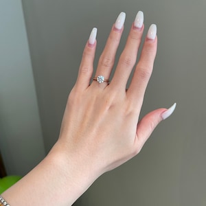 1 Carat Brilliant Round Moissanite 6-Prong Classic Knife Edge Solitaire Ring , D VVS1, S925, Solid Gold