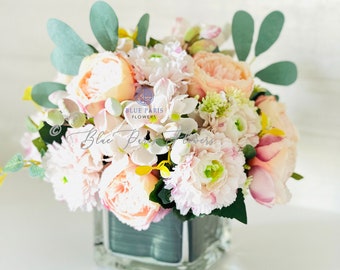Faux Peony Ranunculus Arrangement: Französisches Country Silk Herzstück