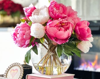 Rosa Pfingstrosen-Arrangement: Französisches Bauernseidenblumen-Mittelstück