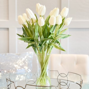 X-Large Weiße 60 Touch Real Tulpen Künstliche Blumen-Mittelstück-Modernes Land Glasvase-Finest Mittelstück Arrangement Faux Tulpen-Französisches