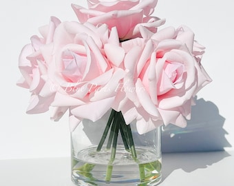 Arreglo de rosas rosadas con tacto real: decoración floral artificial de estilo francés