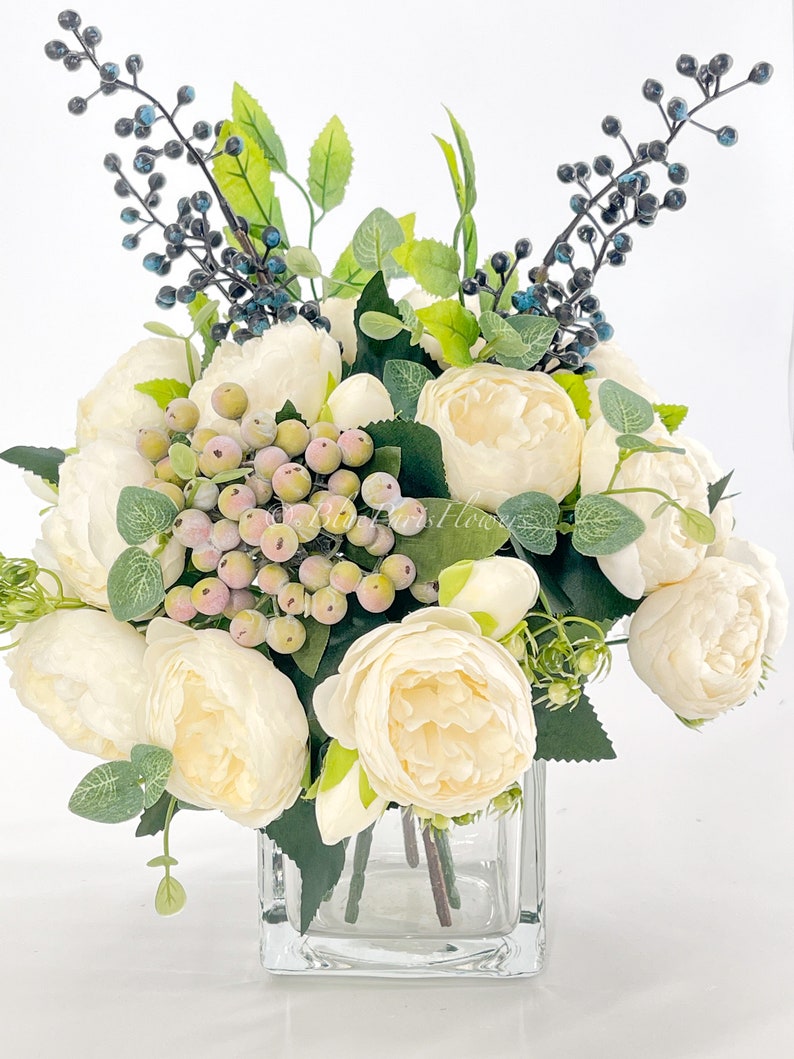 White Peonies/Berries/Blueberries Arrangement, Artificial Faux Centerpiece Faux FloralSilk Flowers in Glass Vase for Home Decor Blue Paris zdjęcie 6