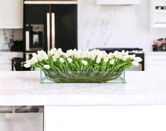 DILATATA Tulipani artificiali bianchi in vaso con acqua sintetica, 14 cm, veri al tatto, tulipani finti, piccoli fiori disposti in vaso di vetro cubo per tavolo da pranzo, centrotavola, decorazione
