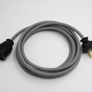 B&W ZAZZLE Premium Fabric Extension Cord