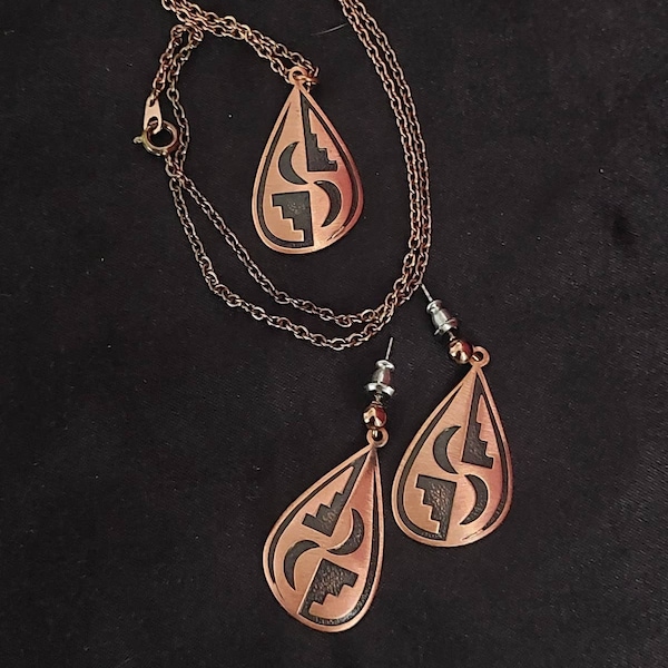 1980's WM Wheeler Co. Southwestern Moon Neillo Copper Necklace & Earrings
