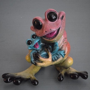 Rock a By Baby Kitty’s Critters Frog 3” Figurine Resin/Porcelain Mom Baby Sculpture