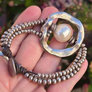 Uno De 50 Damen Silber Ton & Leder Perlen Faux Perlenarmband, 7,5 Zoll Bild 4