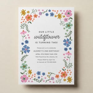 Convite de aniversário de flores silvestres para menina, convite floral editável 5x7, tema de flores coloridas, modelo de festa de jardim boho para impressão