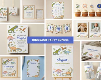 Pode incluir: Um pacote de festa de dinossauro imprimível com um esquema de cores azul e verde. O pacote inclui uma placa de boas-vindas, convites, etiquetas para alimentos, toppers para cupcakes, cartões de agradecimento e uma faixa que diz "DOIS".