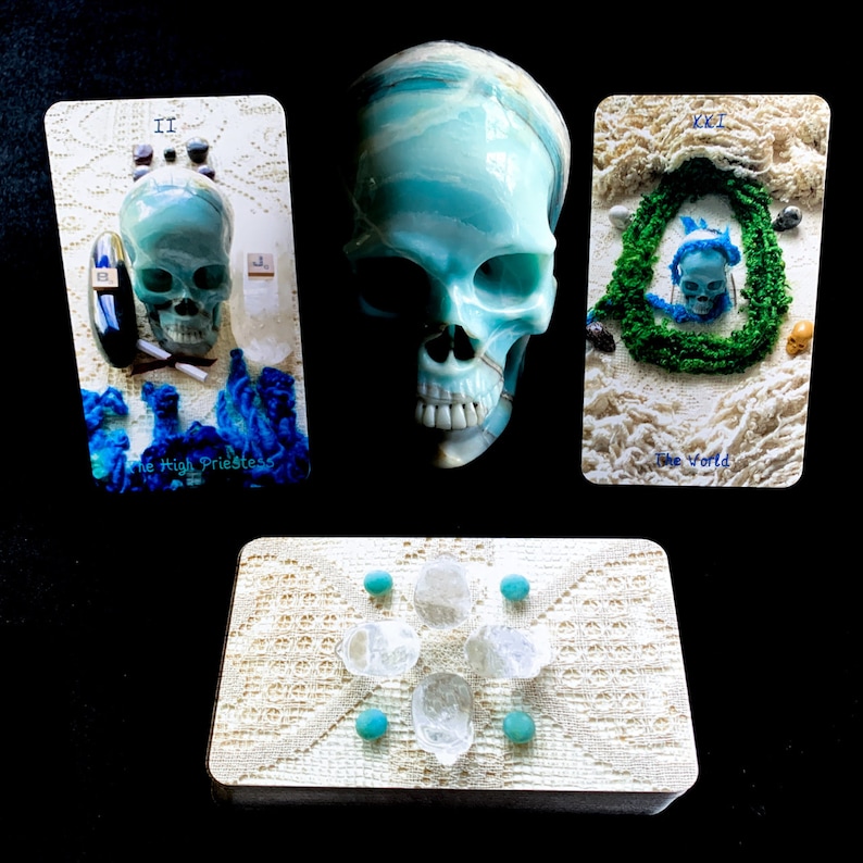Crystal Skull Tarot Deck with Book by Rachel Pollack - See Videos! image 1