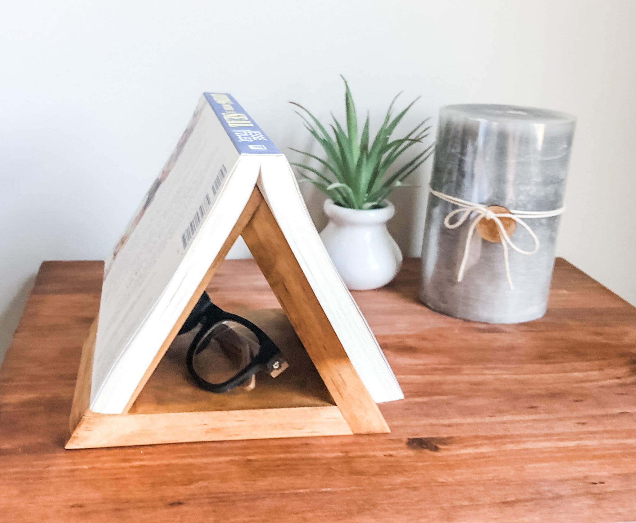 Night Stand Book Holder / Wooden Bookmark / Book Stand Etsy