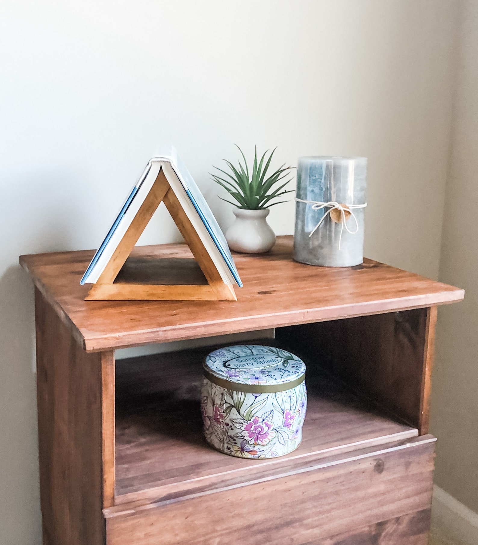 Night Stand Book Holder / Wooden Bookmark / Book Stand Etsy