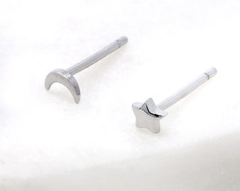 Sterling Silver Stud Earring, Tiny Moon and Star 925 Sterling Silver Stud Earrings, Mismatching Earring Sterling Silver, Modern,Gift For Her