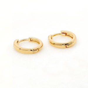 14K Gold Filled Huggie Earring, Basic Huggie Gold, Small Huggie Hoop, Modern Hugger Hoop, Minimalist Huggie, Everyday Earring, Stacking