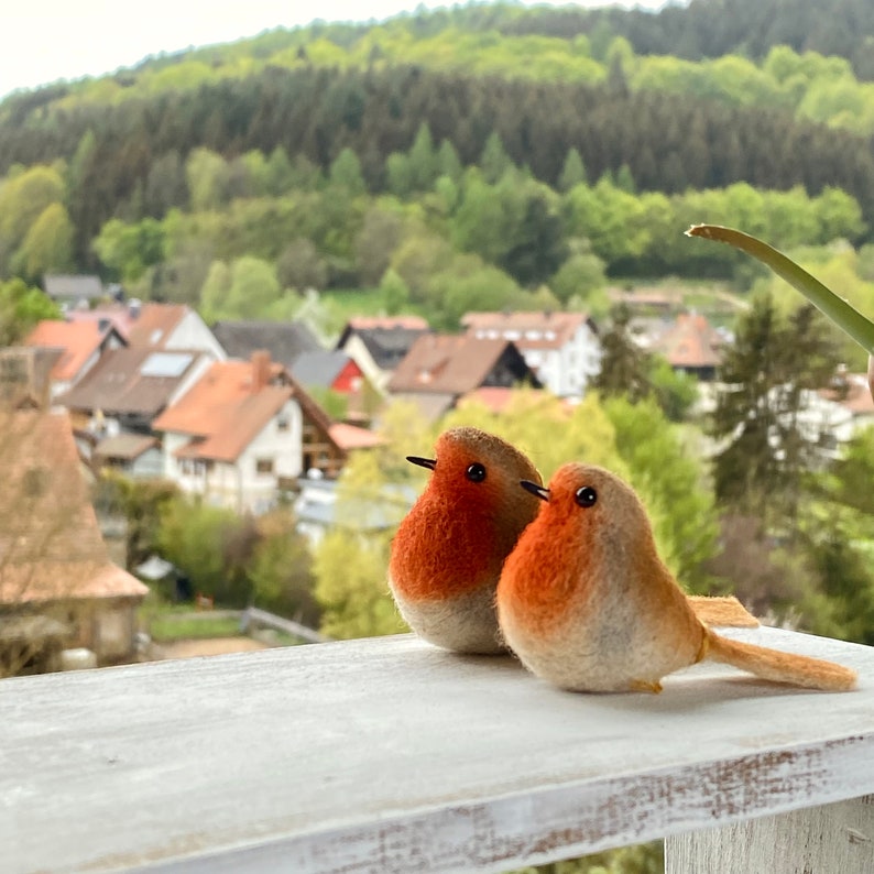 Eichhörnchen Brosche aus Wolle Handgefertigt, Deutschland Produziert von Adelso Bausdorf, Online-Shop Hint of Deco