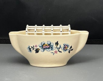 Small vintage New Devon floral vase.