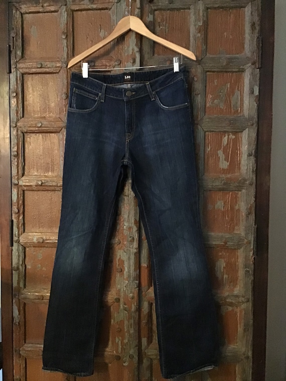 Ladies 90 vintage Lee jeans 32/ vintage denim/ Lee