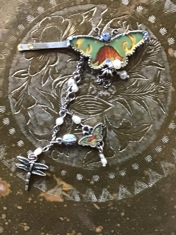 Vintage Pilgrim silver plated enamel butterfly hai