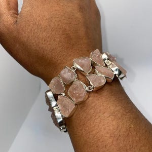 Rosenquarz-Armband aus Sterlingsilber – Echtes Edelstein-Armband, Kristallschmuck, Stapelarmband, Geschenk für Sie