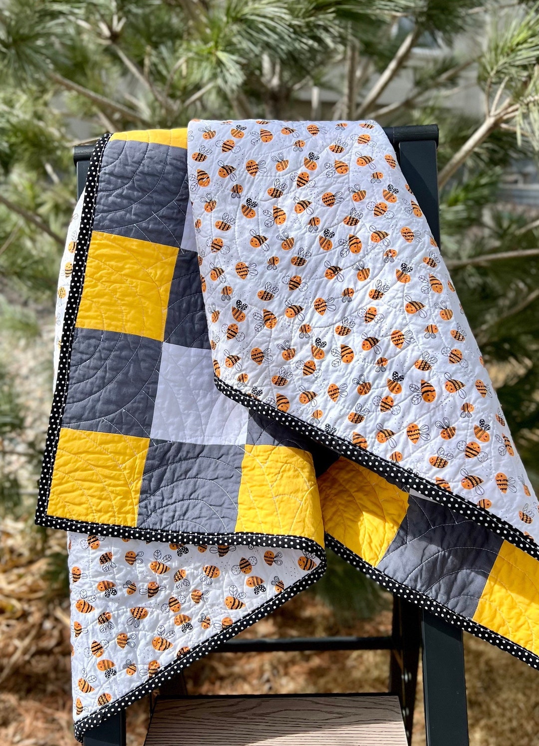 Baby Bee Quilt Baby Boy Quilt, Baby Girl Quilt, Baby Neutral Quilt